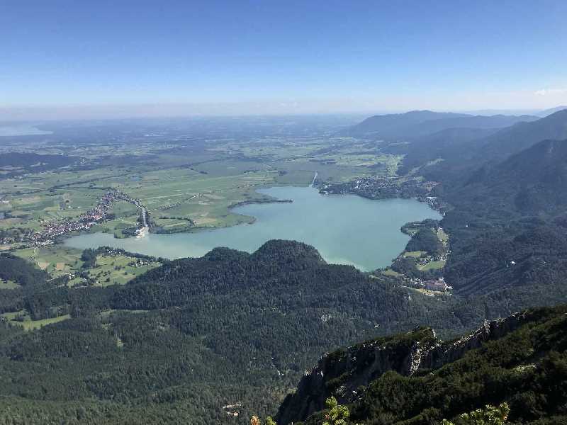 See in Bayern - der Kochelsee von der Herzogstand Wanderung gesehen