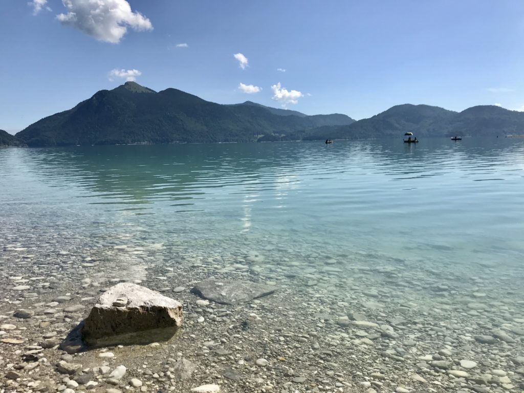 In Bayern am Walchensee wandern - direkt am See oder auf die Berge