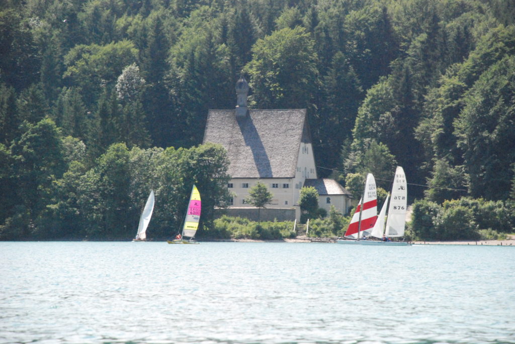 Das Klösterl Walchensee auf Halbinsel Zwergern